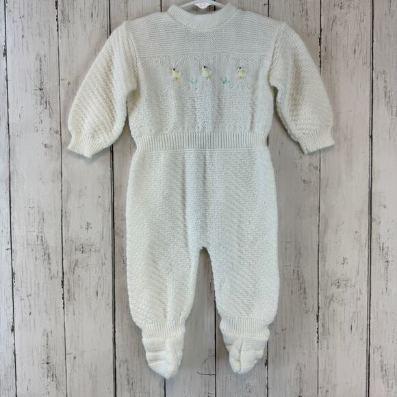 Dolce Bebe Other - VTG Dolce Bebe White Duck 3D Knit Baby Footies Outfit Italy Size 6-9 Months